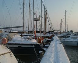 Jachthaven Nauw Er Na Bv 4