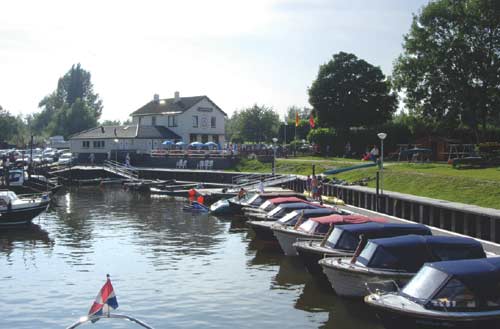 Jachthaven van Oversteeg V.O.F.