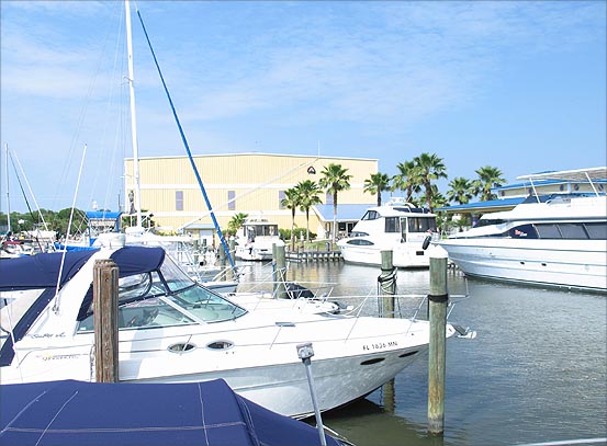 Loggerhead Club & Marina Daytona Beach
