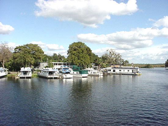 Hontoon Landing Resort and Marina