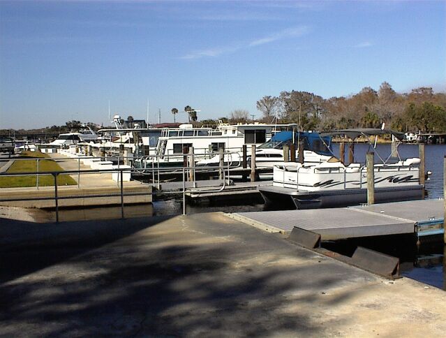 Pier 44 Marina