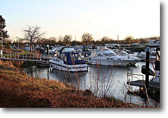 Penton Hook Marina