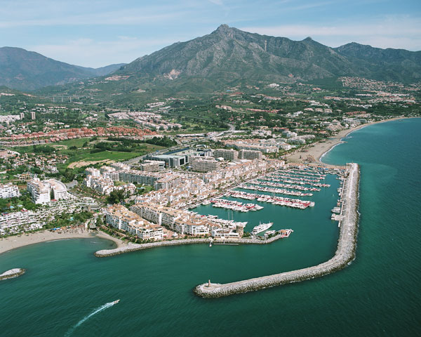 Puerto José Banús