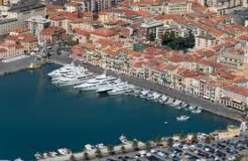 Imperia Yacht Club 1