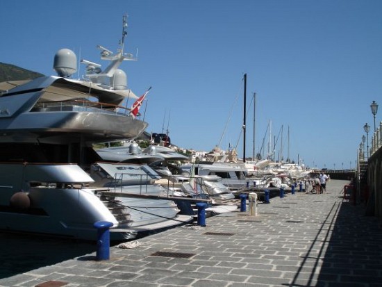 Porto delle Eolie (Darsena Salina)